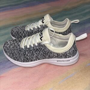 APL Athletic Propulsion Labs Techloom Phantom Womens Size 7 Gray Running Shoes
